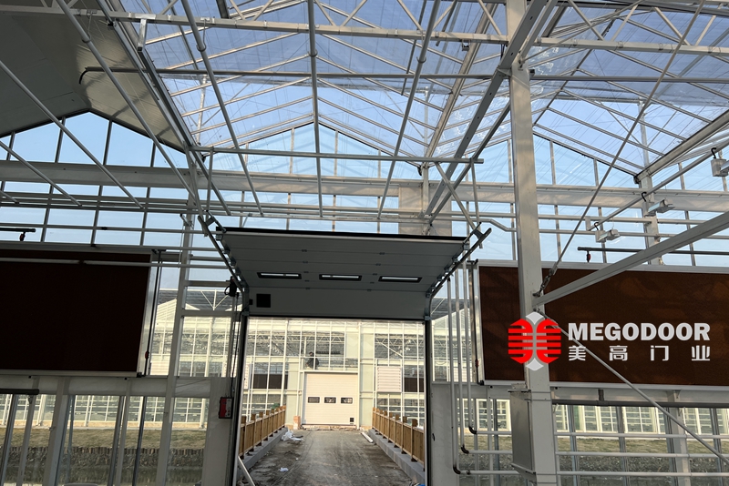 温室大棚用快速门、保温提升门怎么选？美高门业助力徐州温室环境稳定运行插图2