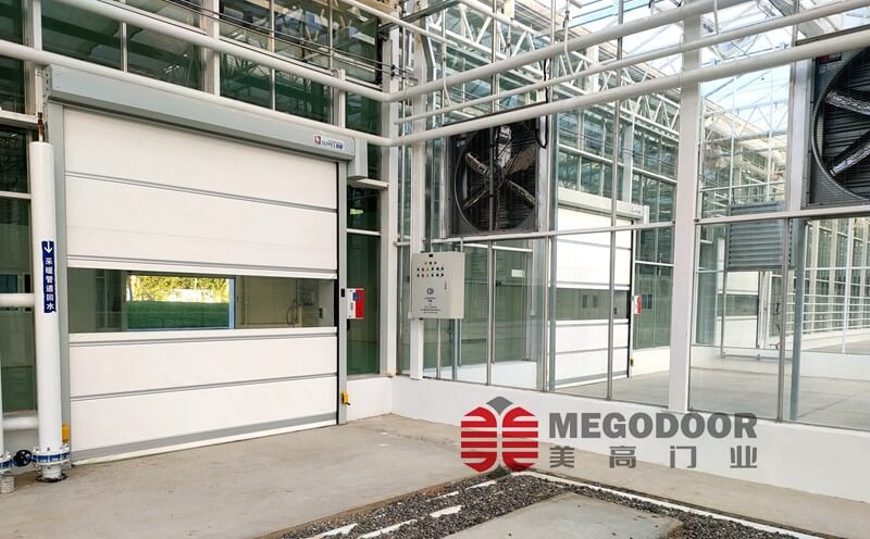 温室大棚用快速门、保温提升门怎么选？美高门业助力徐州温室环境稳定运行插图