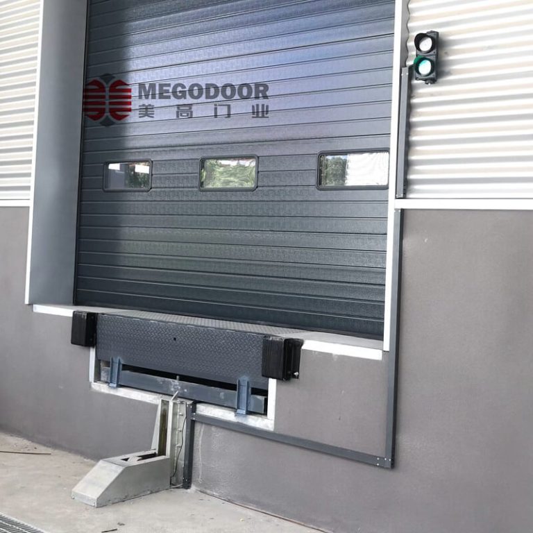 徐州装卸货月台为什么要安装货车限动器？缩略图