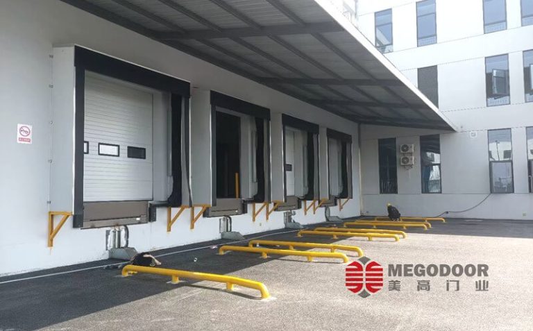 徐州仓储冷库出货口为什么要使用充气门封？缩略图