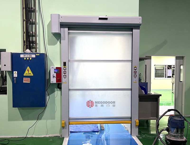 冷链配送中心中的核心利器:保温快速门的高效应用插图 冷链配送中心中的核心利器:保温快速门的高效应用插图