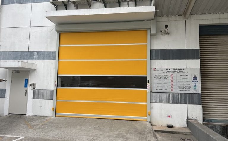徐州仓库防蚊虫快速卷帘门缩略图 徐州仓库防蚊虫快速卷帘门缩略图
